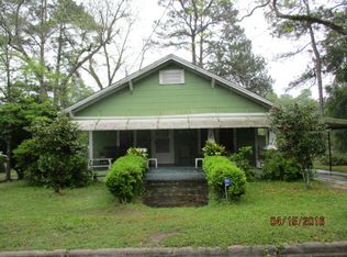 717 3rd St SE, Moultrie, GA 31768