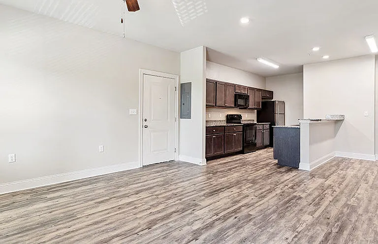 Magnolia Landing Apartments — Photo 27