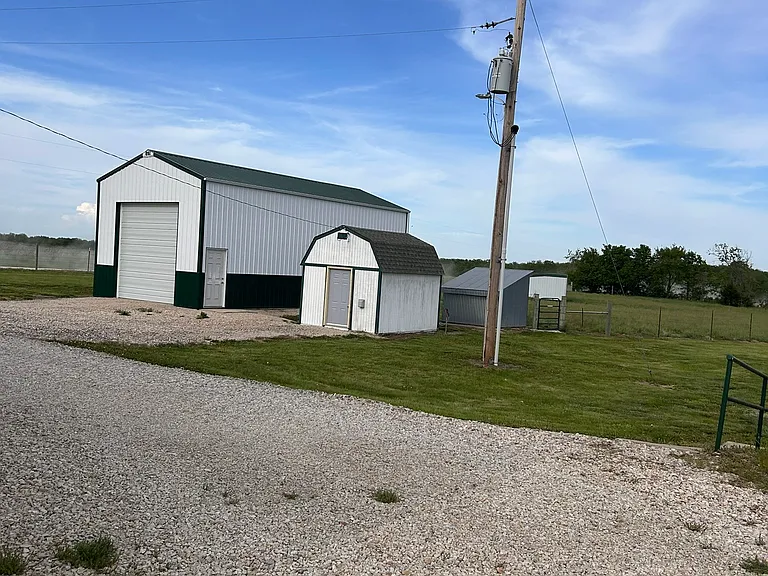 593 N 220th Rd — Photo 11