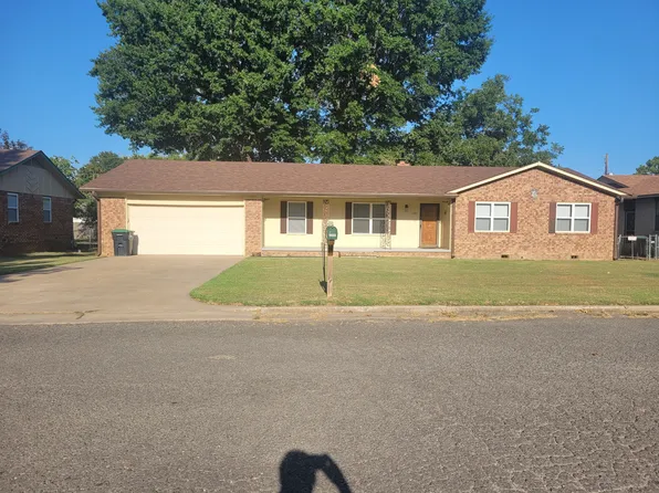 1203 Garner Ave, Tahlequah, OK 74464
