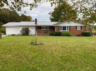 1250 S Highway 1064, Woodbine, KY 40771