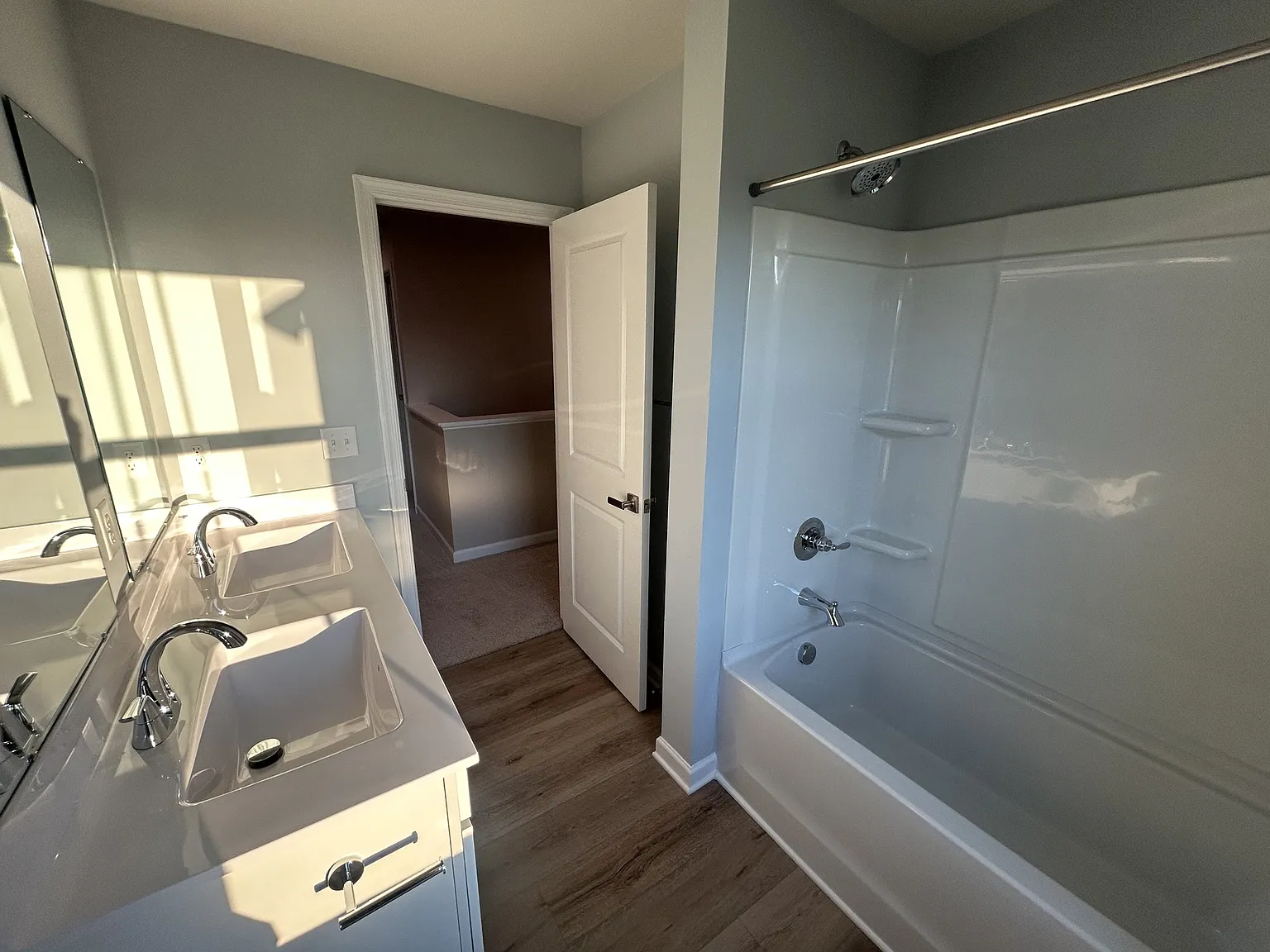 1143 Lisenbee Way - 1 — Photo 4