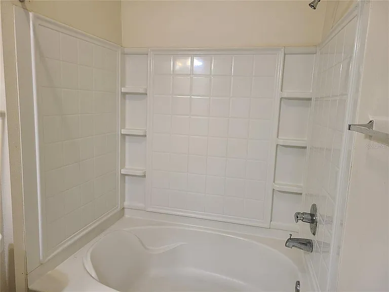 4802 51st St W #602 — Photo 7