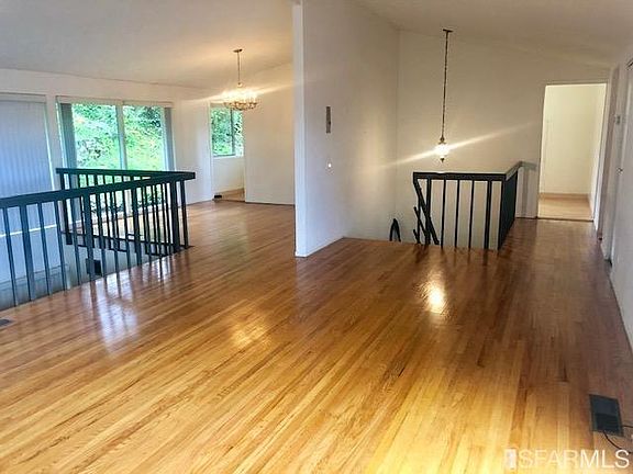 4th image of 3148 Dublin Ct