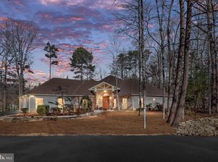 105 Elm Ct, Locust Grove, VA 22508