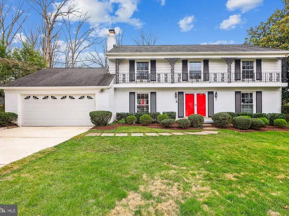 8500 Fox Run, Rockville, MD 20854