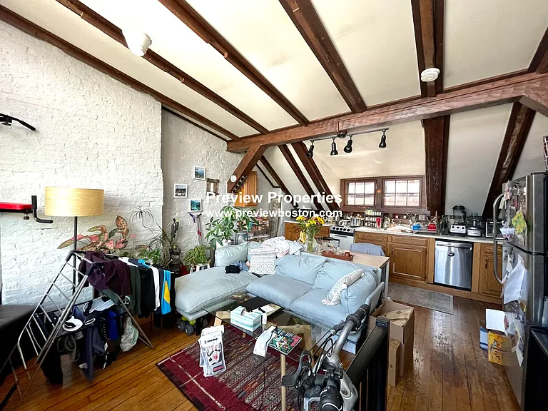 Champney Pl — Photo 1