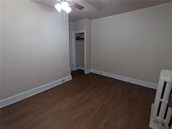 4th image of 105 W Northampton St