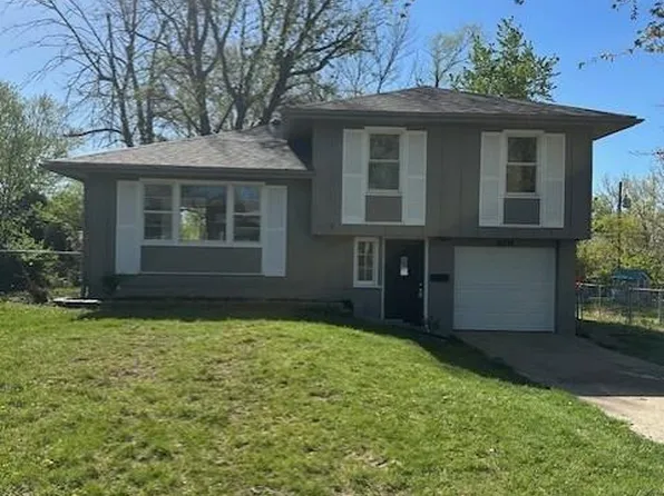 8317 E 91st St, Kansas City, MO 64138