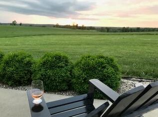 246 Montague Ln, Versailles, KY 40383