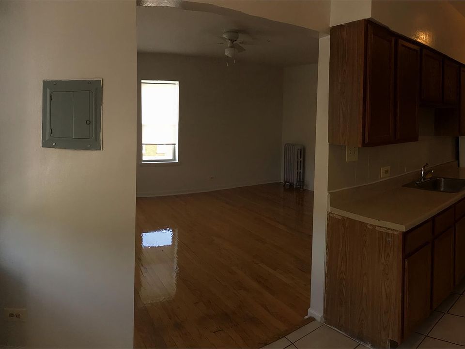 2nd image of 7108 S Rhodes Ave APT 318