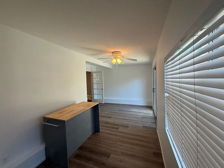 2107 Frontier Ave — Photo 9