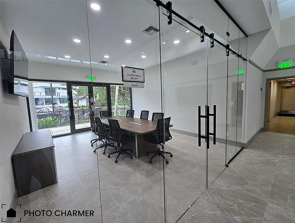 1 bed, 1.5 bath, 1032 sqft, $2,000 — Photo 4