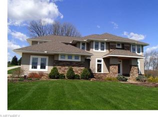 3954 S Hametown Rd, Barberton, OH 44203