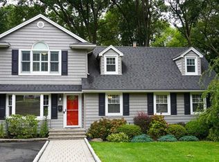 30 Wanamaker Ave, Mahwah, NJ 07430