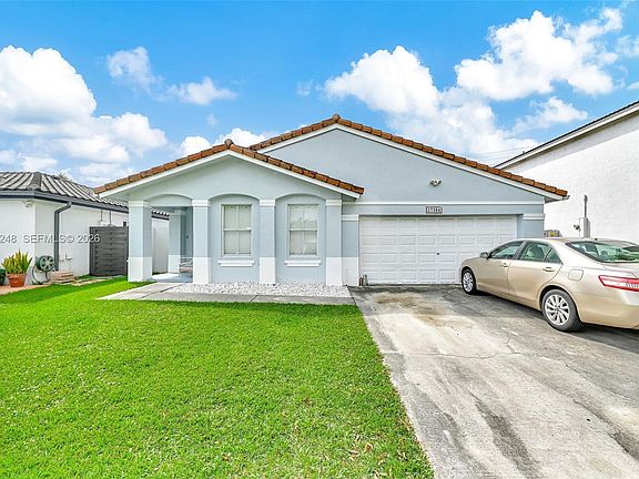 3rd image of 17384 SW 138th Ct