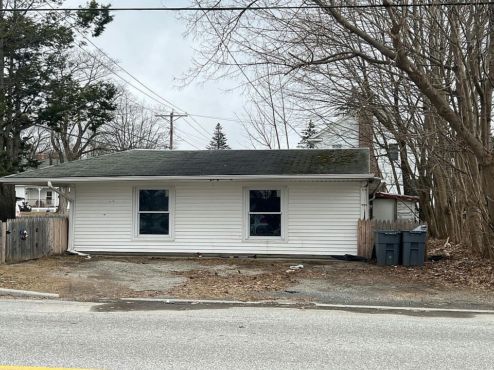 601 Gage St, Bennington, VT 05201 Zillow