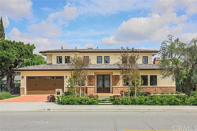 1st image of 1418 Holly Ave