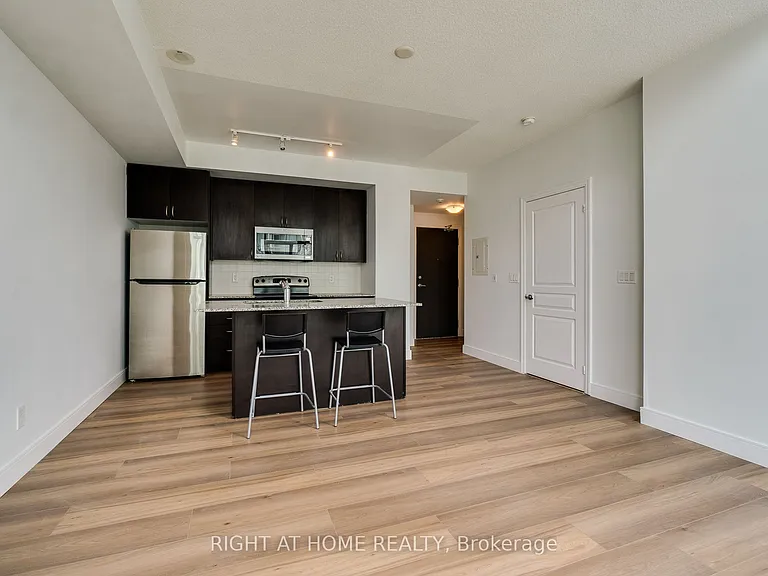 223 Webb Dr #2702 — Photo 9