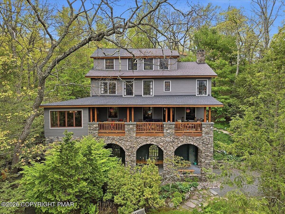 1st image of 223 Huckleberry Ln