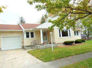 1909 Ward St, Essexville, MI