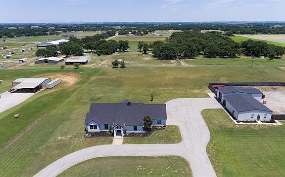 3rd image of 6315 Lone Star Ln