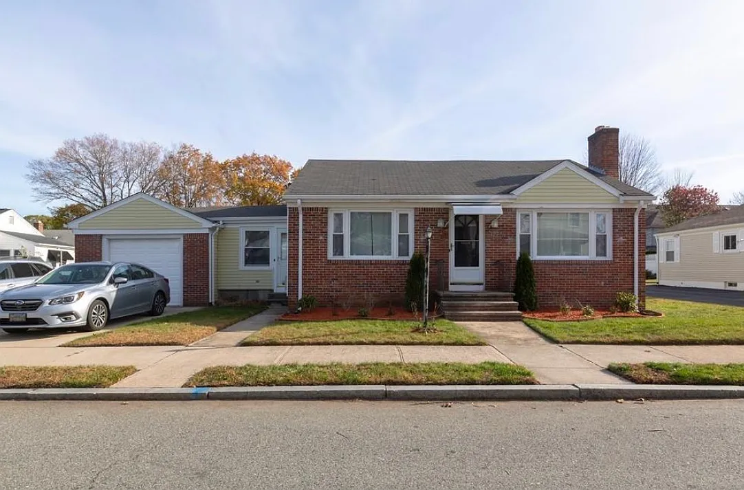 1 bed, 200 sqft, $975 — Photo 3