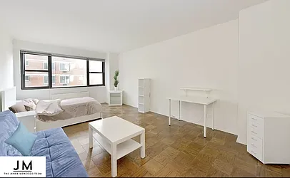 Rented by REAL New York