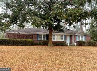 129 E Brumby Ave, Reidsville, GA 30453