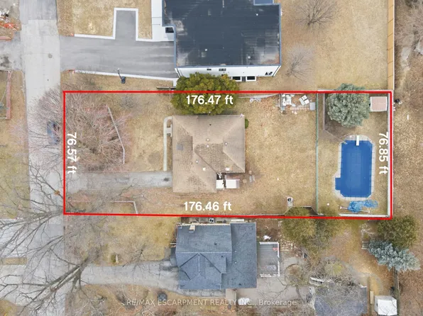 1643 Glenburnie Rd, Mississauga, ON L5G 3E4