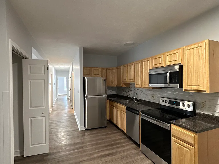 118 Berkshire St #3 — Photo 9