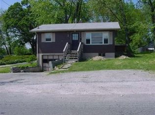 1068 Joliet Rd, Valparaiso, IN 46385