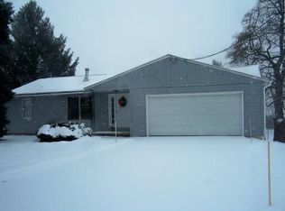 5750 W Pine Grove Rd, Cicero, NY 13039