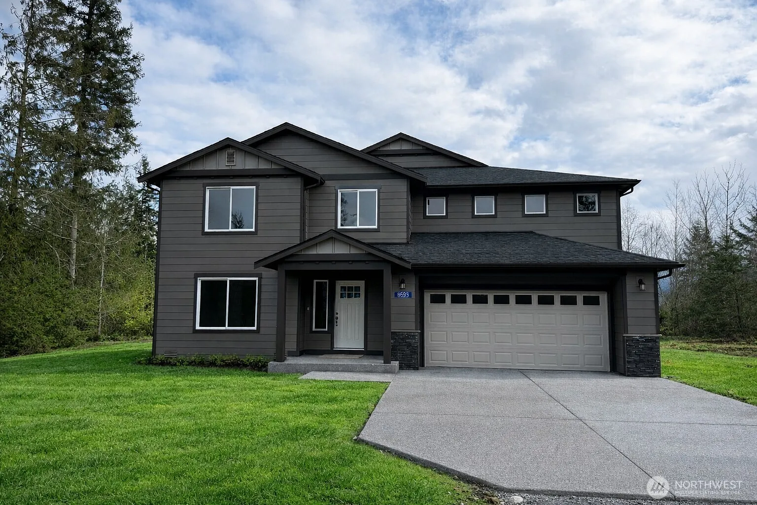 8593 Trillium Lane photo 1