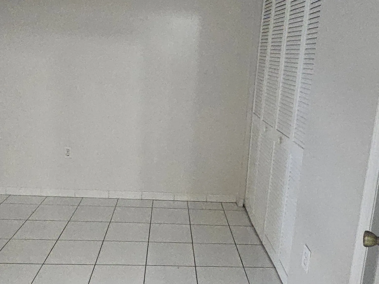 2 bed, 900 sqft, $2,300 — Photo 4