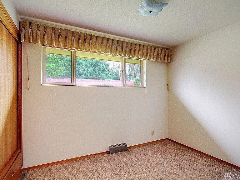 88 Monterey Pl NE — Photo 14