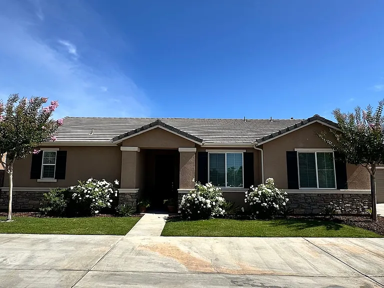 4740 W Flagstaff Ave — Photo 1