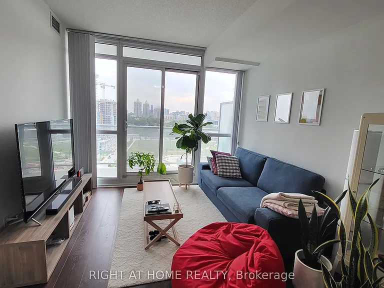 121 McMahon Dr #2211 — Photo 2