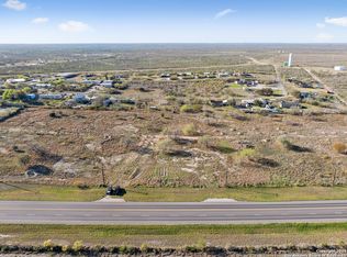 3187 HWY 72, Three Rivers, TX 78071