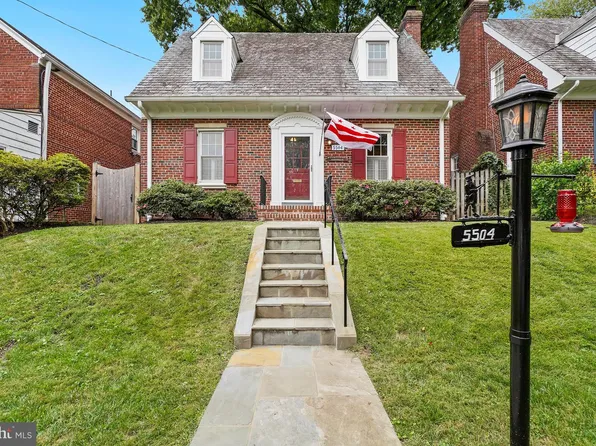5504 30th Pl NW, Washington, DC 20015