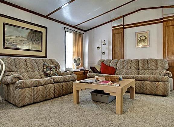 4th image of 4011 Lands End Ct