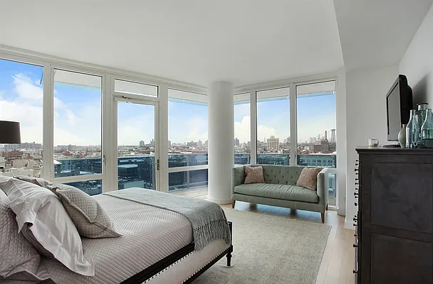 Sold by Corcoran | media 22