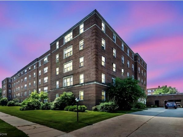 13800 Fairhill Rd APT 420, Shaker Heights, OH 44120