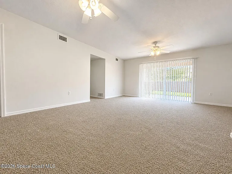 295 Provincial Dr — Photo 4