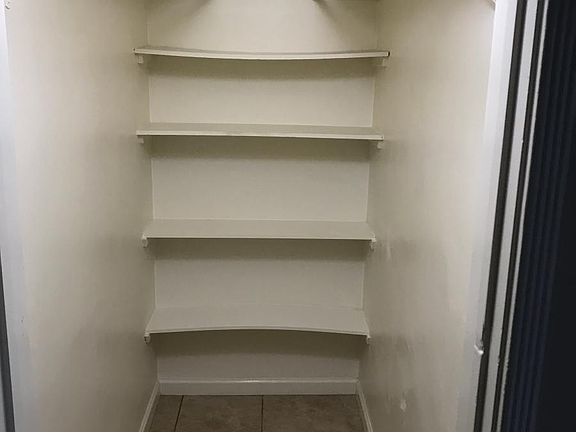 3rd image of 162 Quincy Ave