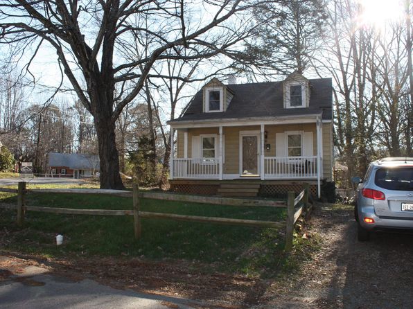 11 Mobile Ln #B