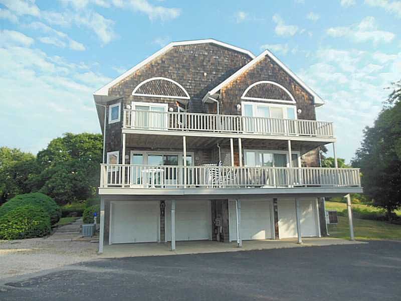 1st image of 6 Moonlight Dr #B