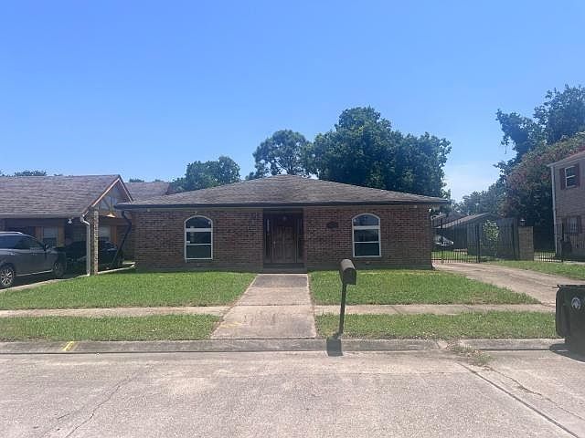 1st image of 10200 Flossmoor Dr