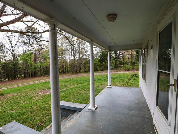 3rd image of 259 Pinecroft Rd