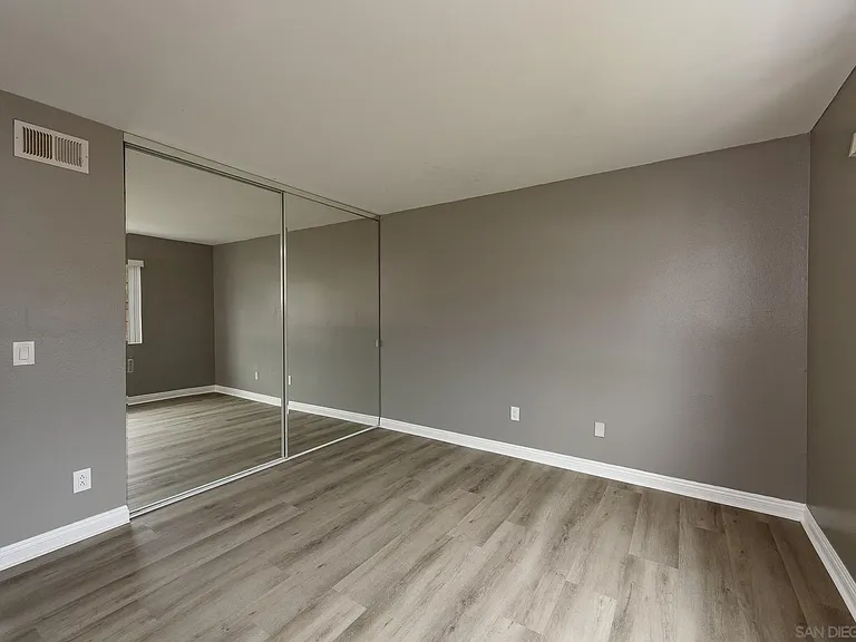 1045 Fuchsia Ln — Photo 23